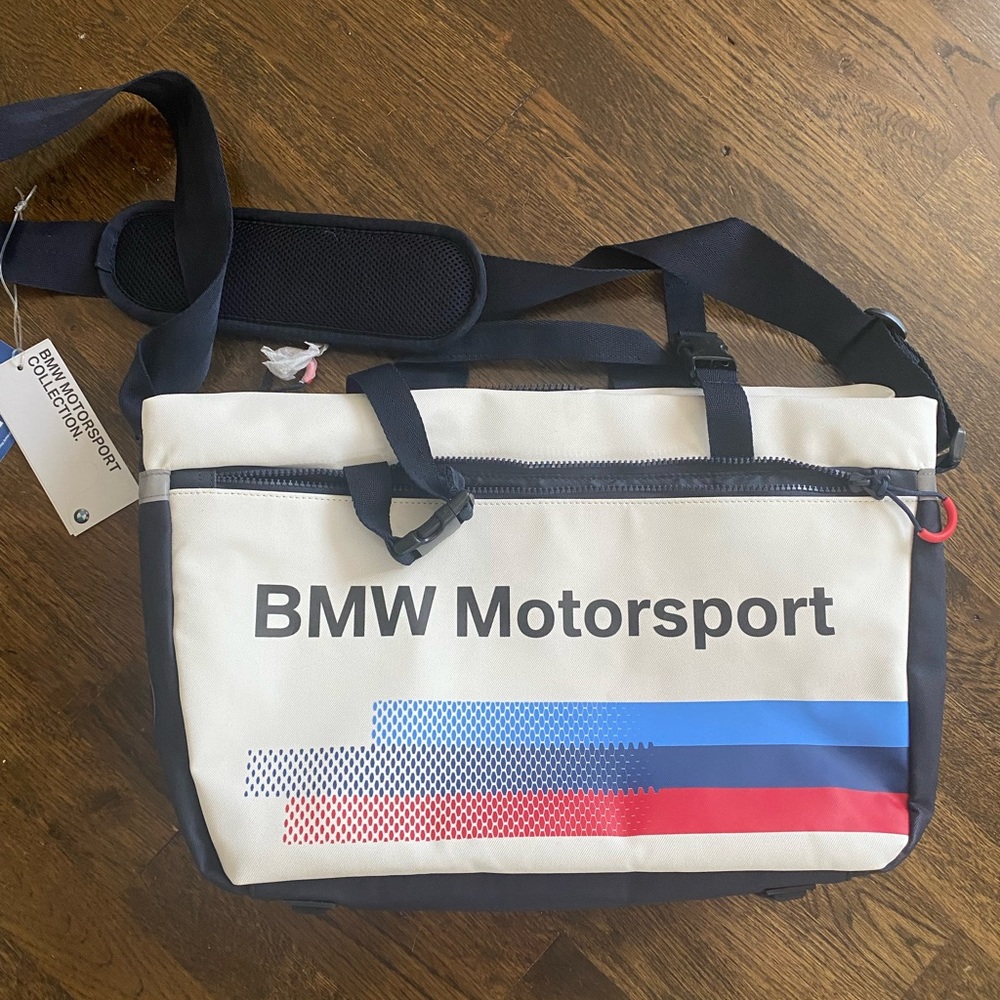 Brand new never worn unisex BMW messenger bag